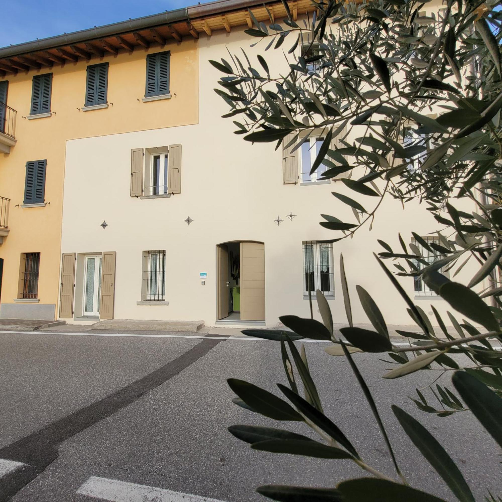 Angelo&Mari Mountain Lake Iseo Hospitality Marone Exterior photo
